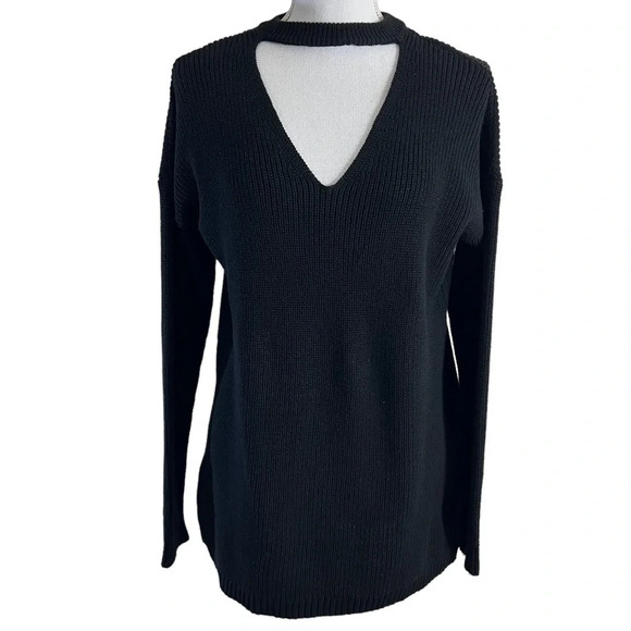 Vince Camuto Black Knit Top Size Medium Large Cutout Long Sleeves V Neck Neutral - Picture 1 of 5